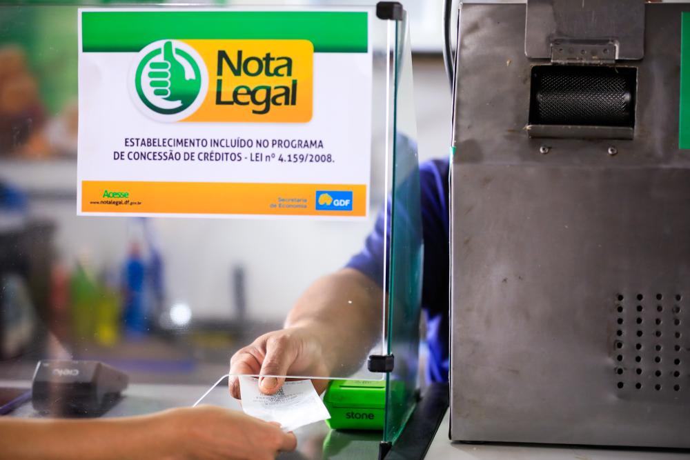 Capa da notícia: Nota Legal habilita 1.648.250 contribuintes para o sorteio do dia 20 de maio